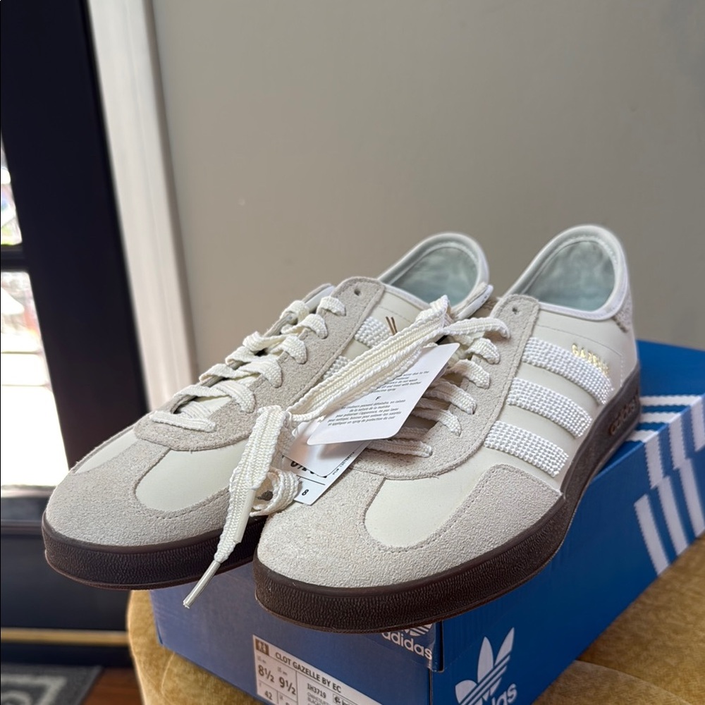 Adidas Gazelle Sneakers - Picture 2 of 6